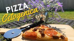 LA MEJOR PIZZA KETO 🍕 / RECETA DE PIZZA CETOGÉNICA/ PIZZA BAJA EN CARBOHIDRATOS!!
